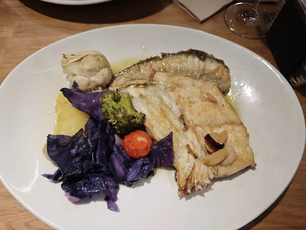 Zsófia Csenki_Marisquería Melgar_Vadillo_review