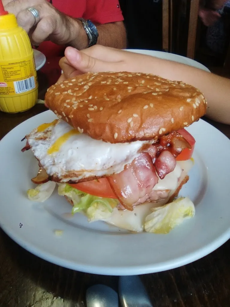 El Toledano restaurant in Vadillo