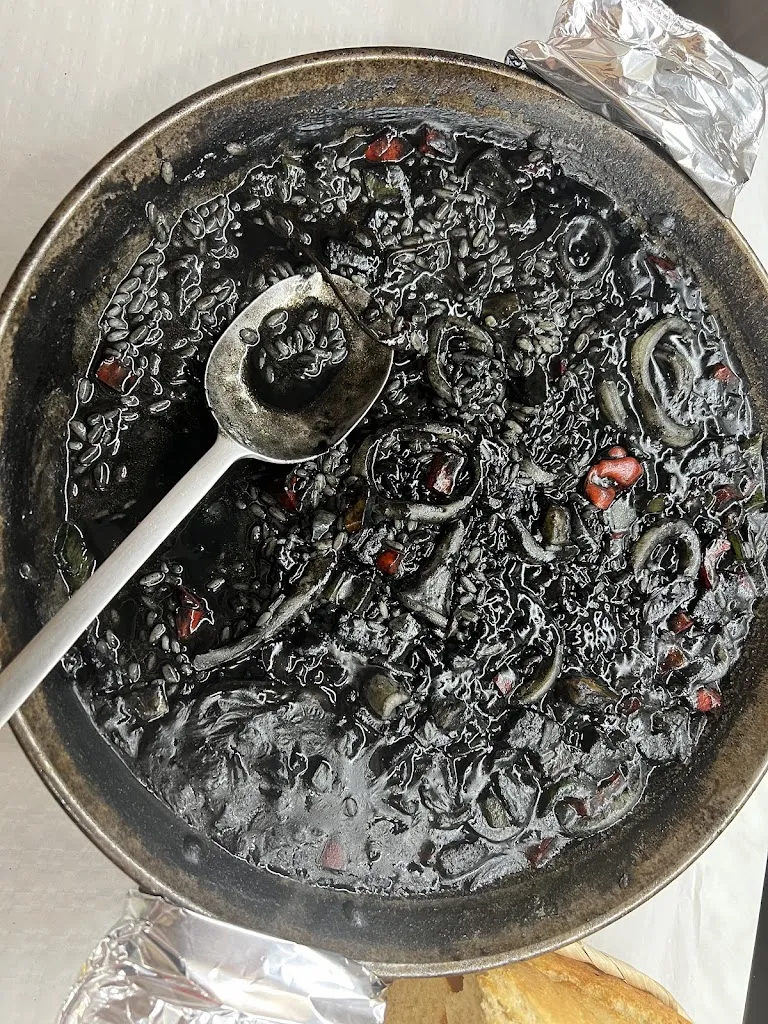 Ágnes Székely_Bar Manzanares_Vadillo_review