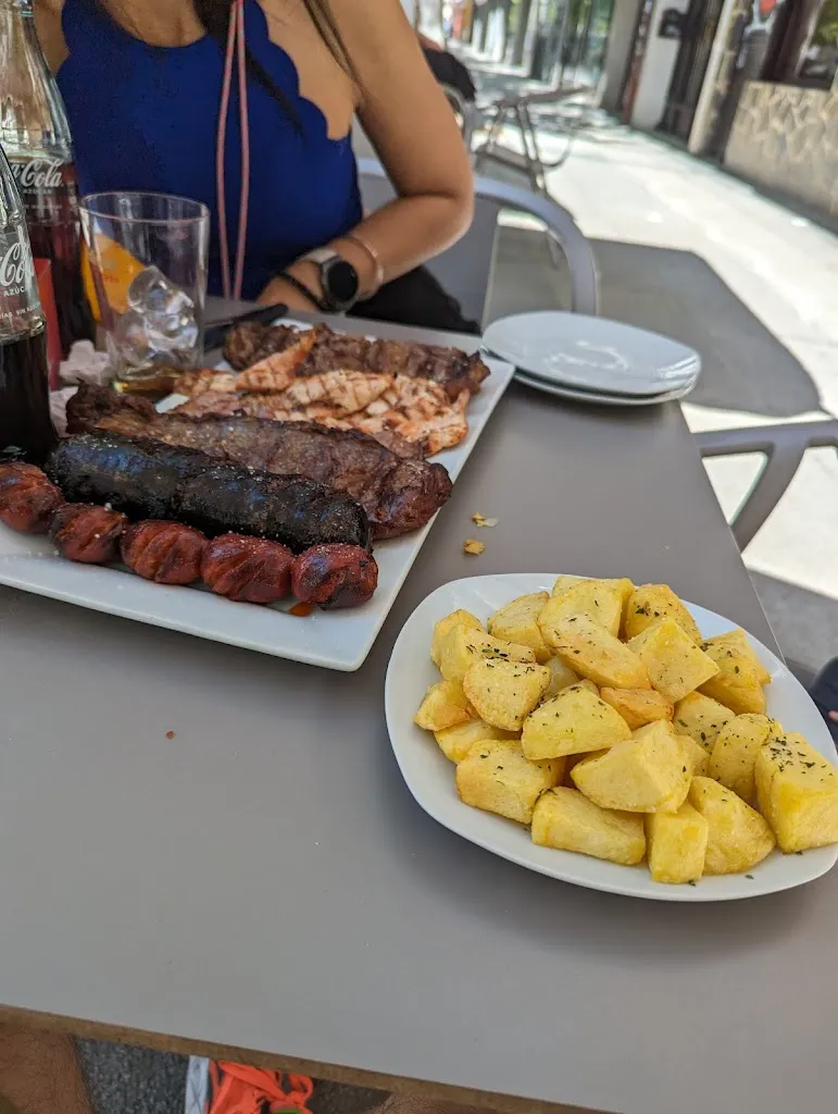 Menu_GEORGIE’S BAR & GRILL_Vadillo_image_9