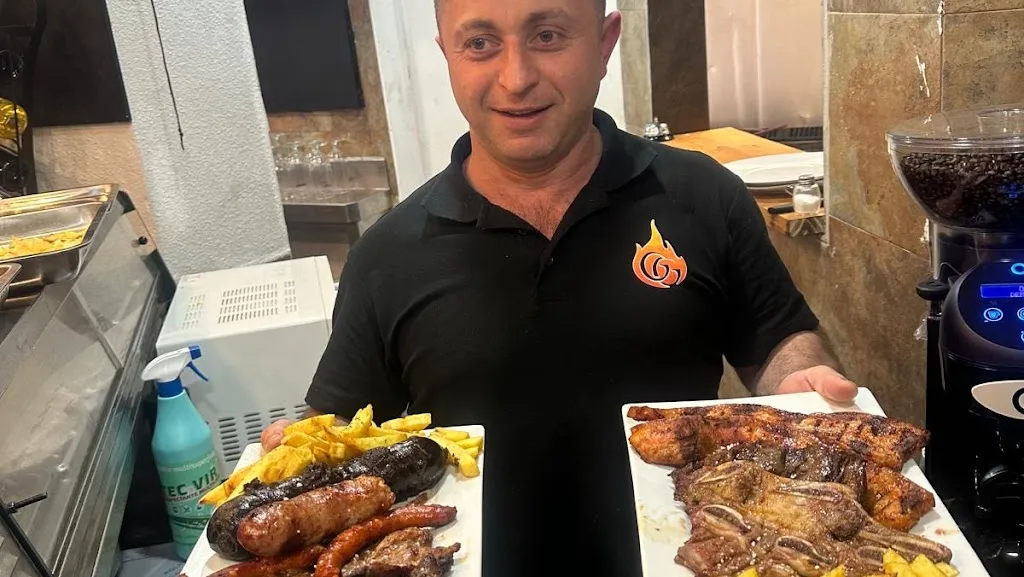 GEORGIE’S BAR & GRILL_Vadillo_slider_image_3