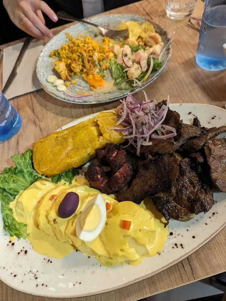 Nate_La Bajada Street Food & GO - Oporto - Restaurante Peruano_Vadillo_review