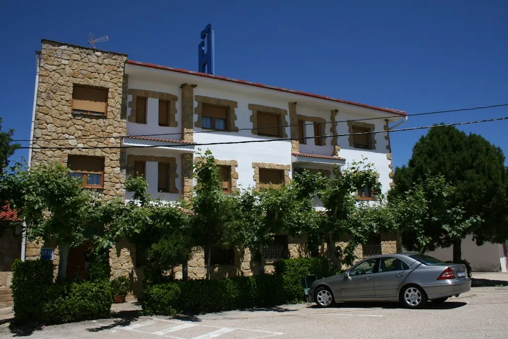 Hostal El Ciervo restaurant in Villaciervos