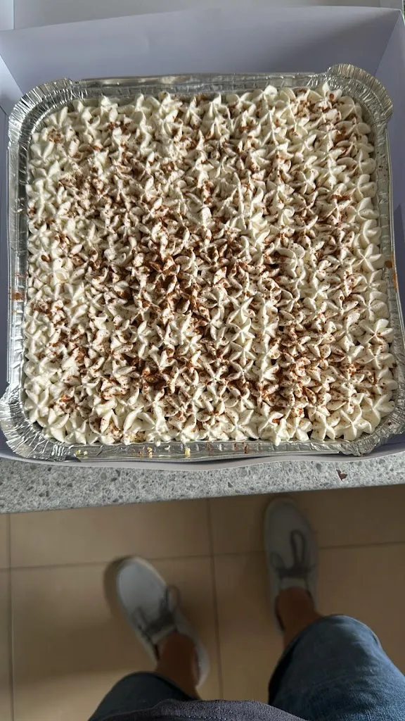 Lina Paola Muñoz Rodriguez_Candy Baker_Corcubión_review