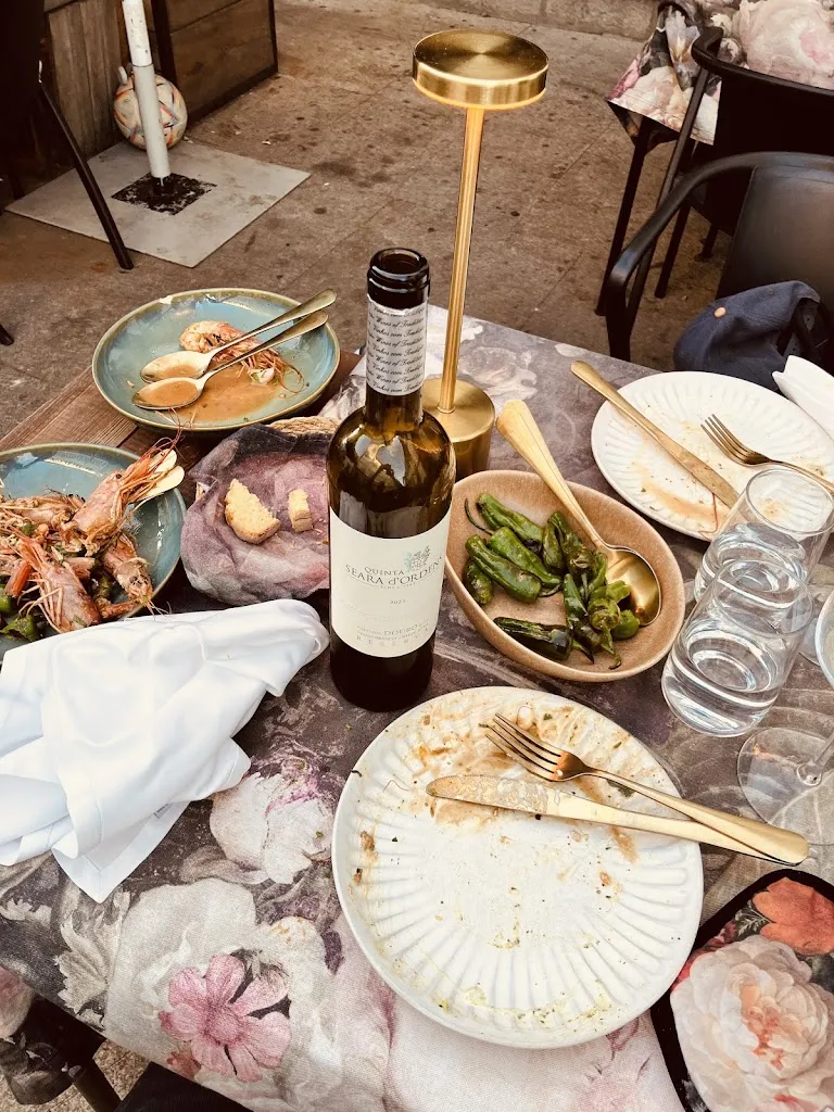 Kevin Geybels_𝐀𝐦𝐚𝐥𝐢𝐚 𝐄𝐦 𝐕𝐢𝐚𝐧𝐚_Viana de Duero_review