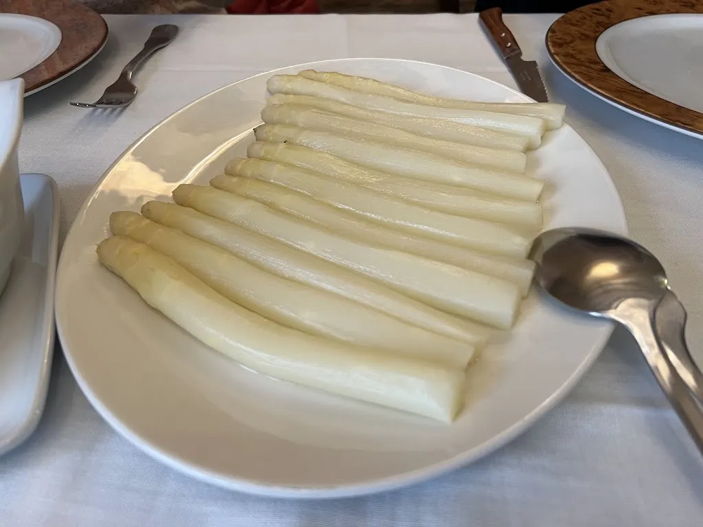 liu ula_Asador Tres Tinas_Viana de Duero_review