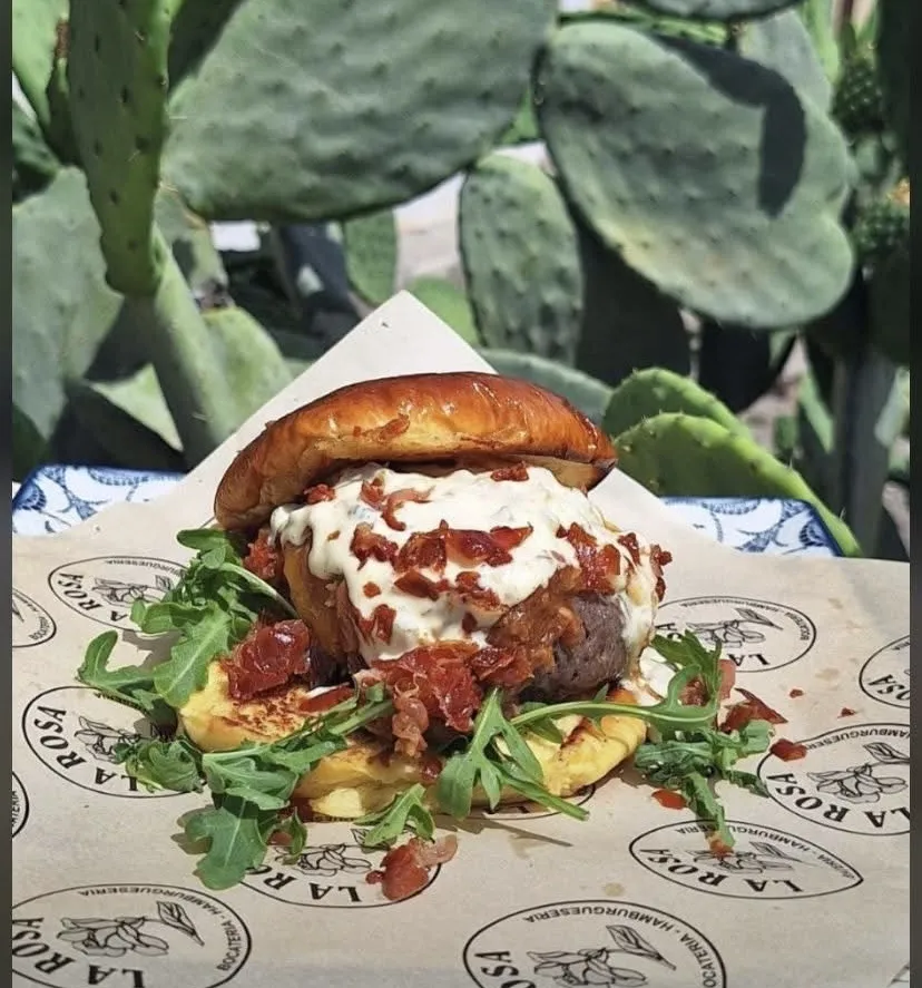 Rosa garcia_Hamburguesería La Rosa_Cuevas del Almanzora_review