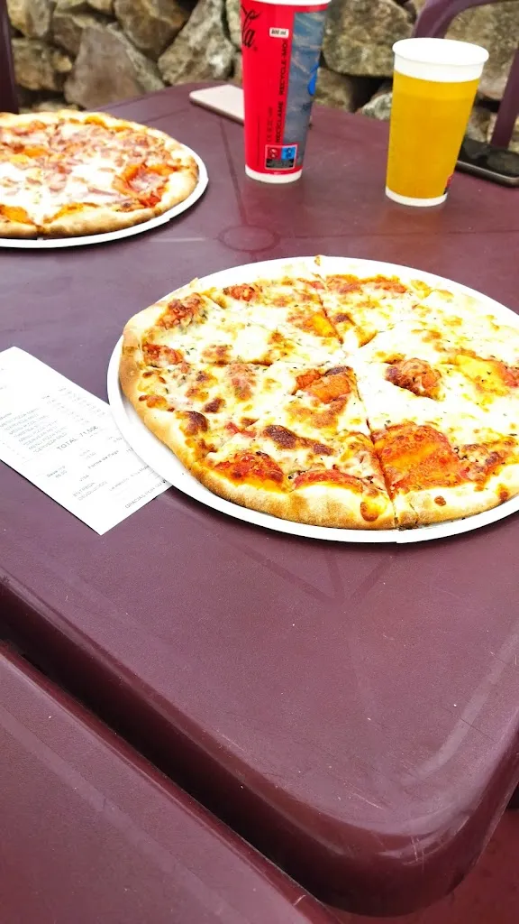 Pizzeria_Albinyana_slider_image_2