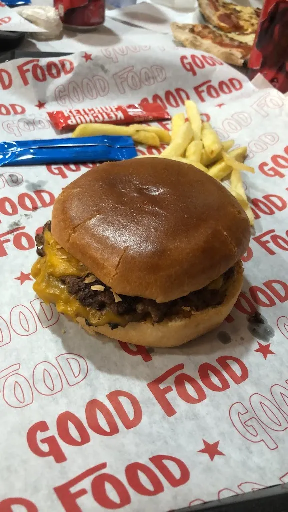 Marcela Hernández_O'ANDALUS Tacos Burger Pizza_Cuevas del Almanzora_review