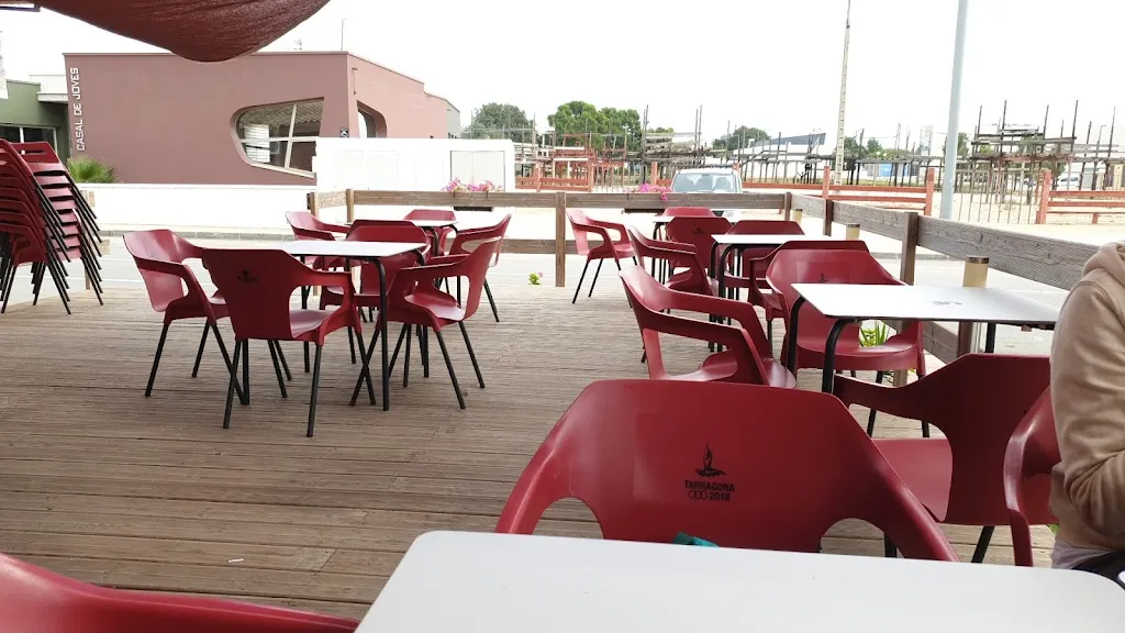 Roy D_La Llar Hector Roda_Aldea L_review