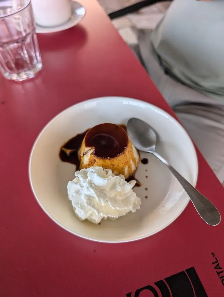 Angad Menon_Restaurant Pizzeria Les Xiques_Aldea L_review