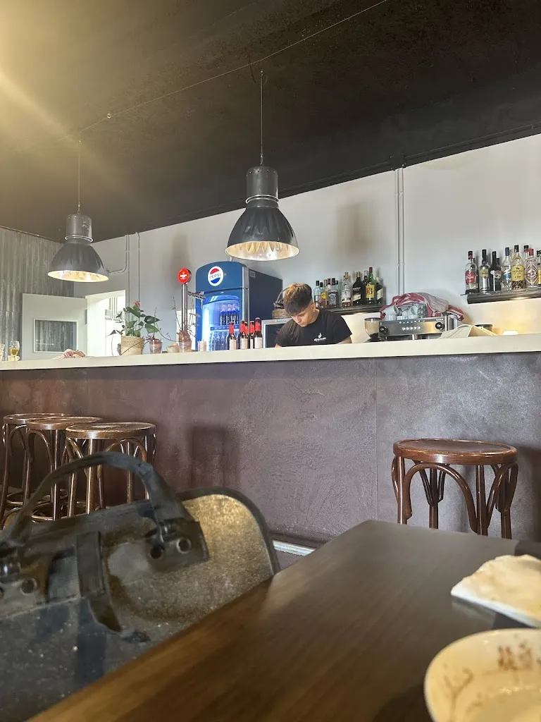 Toni Mallol_Restaurant Pizzeria Les Xiques_Aldea L_review