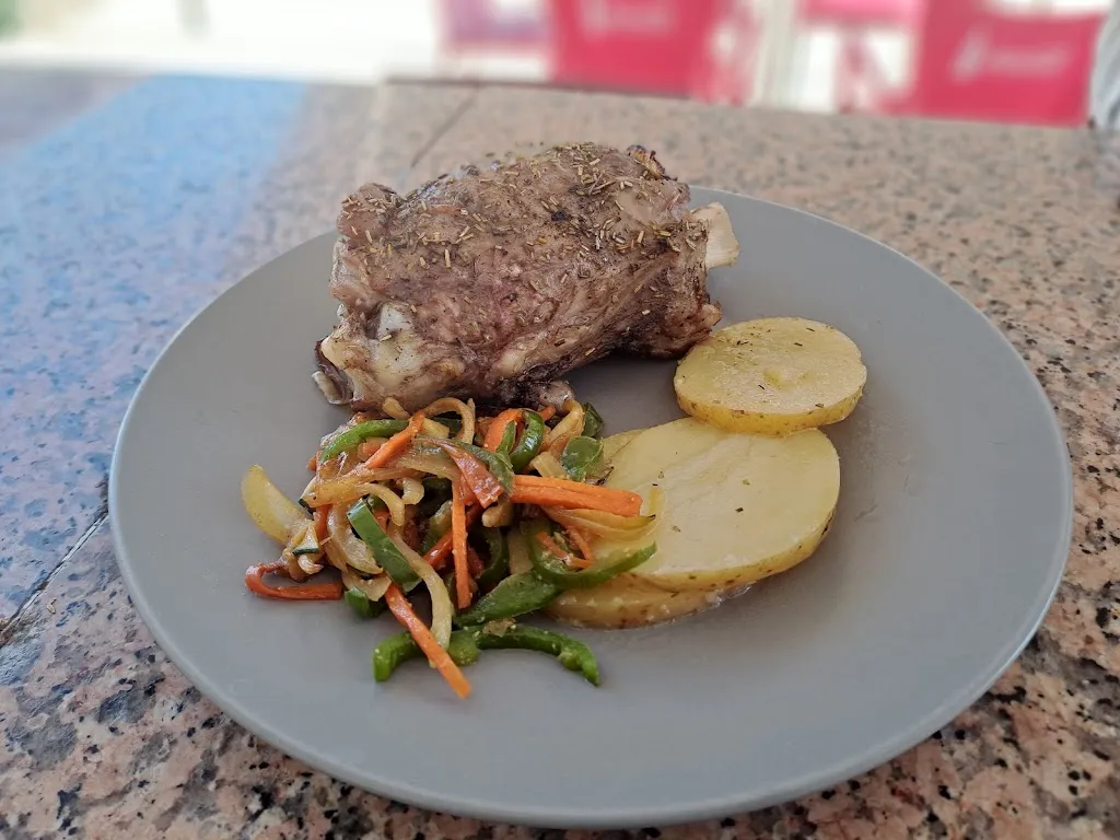 Menu_Menja Bé Piscines l’Aleixar_Aleixar_image_7