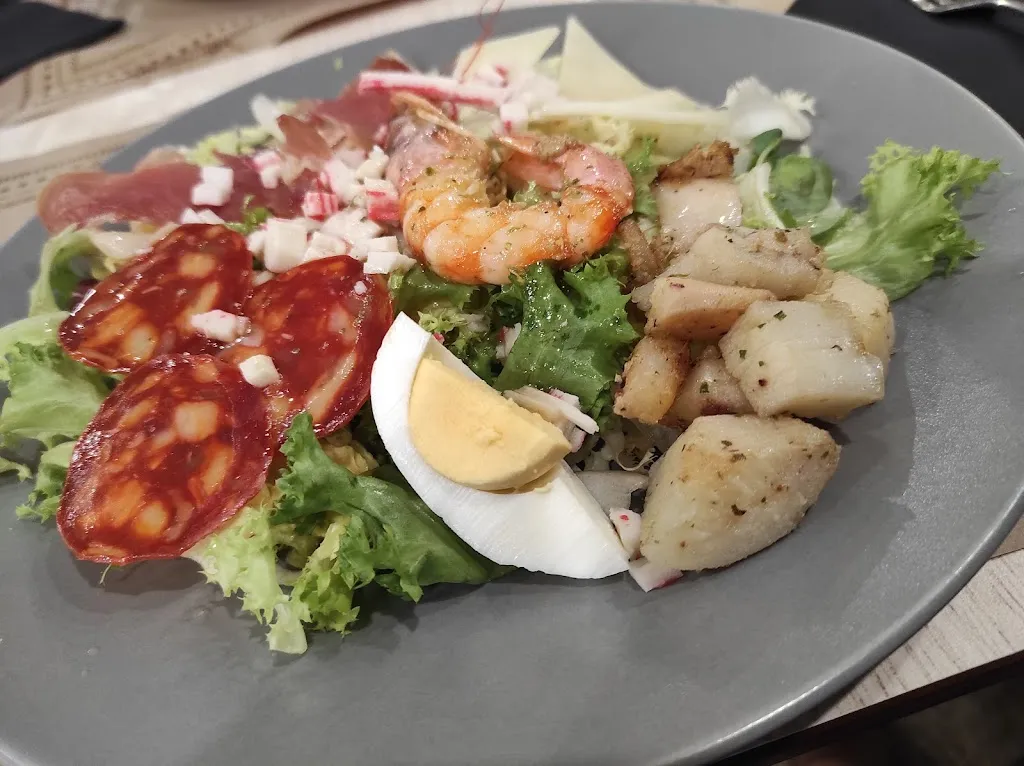 Menja Bé Piscines l’Aleixar_Aleixar_slider_image_2