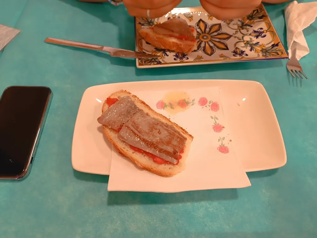 Menu_Bar El Tiburón_Cuevas del Almanzora_image_5