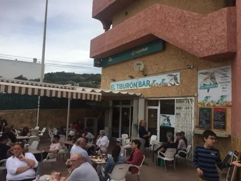 Robert Burley_Bar El Tiburón_Cuevas del Almanzora_review