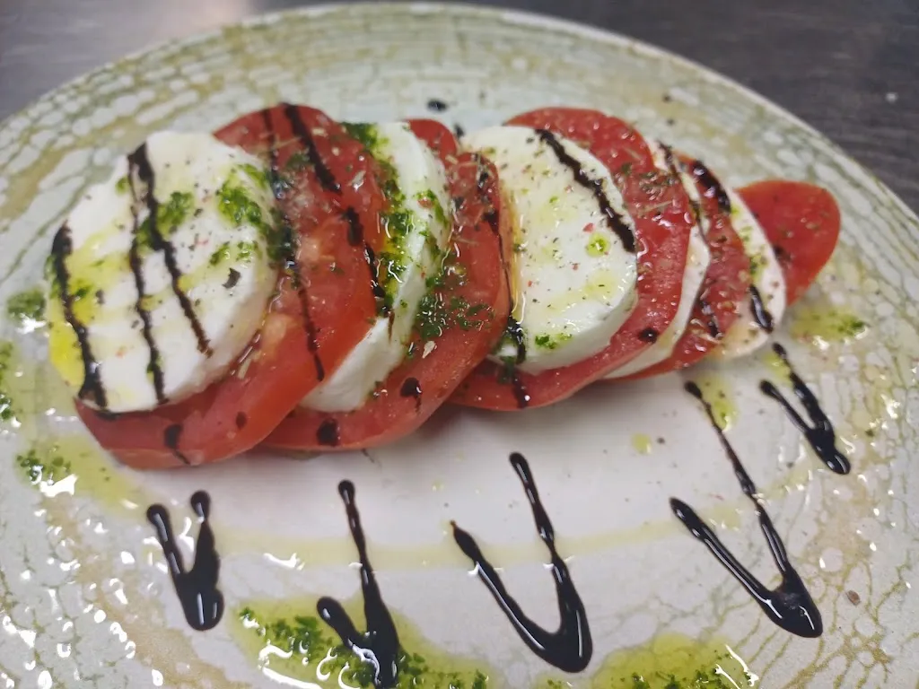 Restaurant l'Esparver_Alforja_slider_image_3