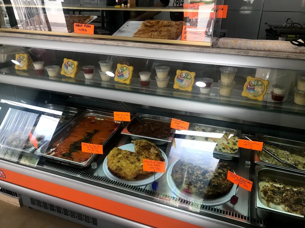 POLLOS & KEBAB’S CALAXURRE restaurant in Alforja