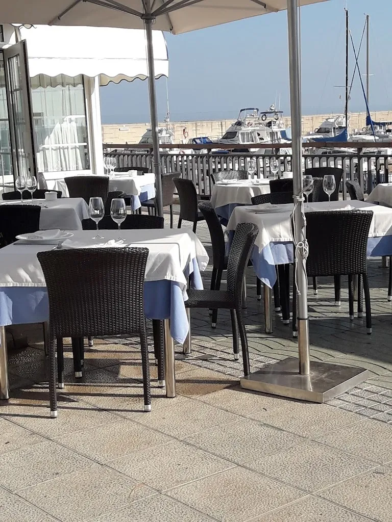 Restaurant El Pescador Casa Angelina_Alcanar_slider_image_1