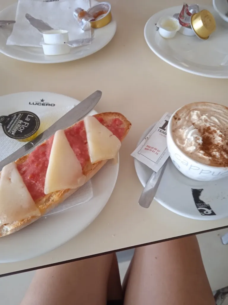 Menu_Hotel Lucero_Cuevas del Almanzora_image_3