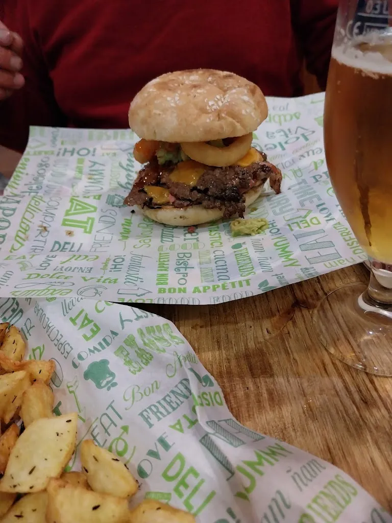 Hamburguesería Lo Xaloquet_Alcanar_slider_image_3