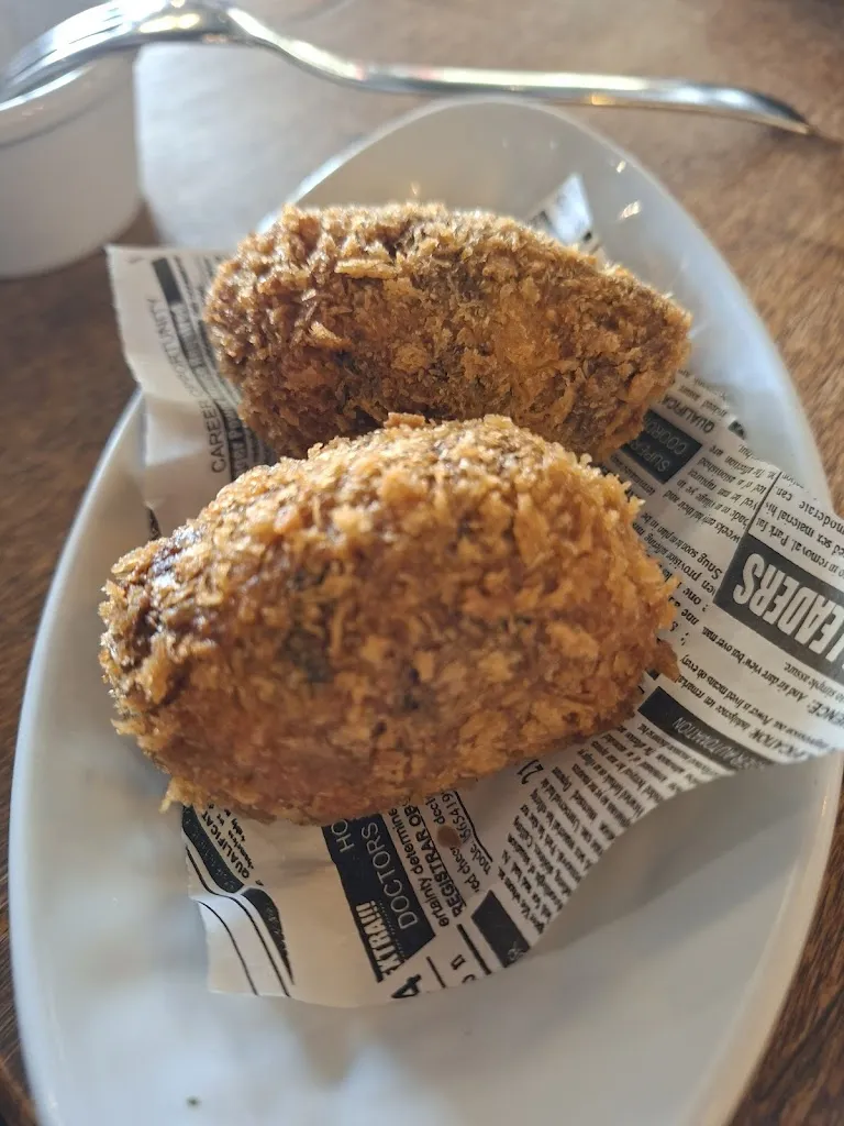 Gio Saponaro_Lola Bistro Altafulla_Altafulla_review