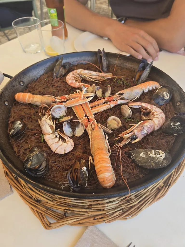 Gwendolyn Lindberg_Mar Salada_Altafulla_review