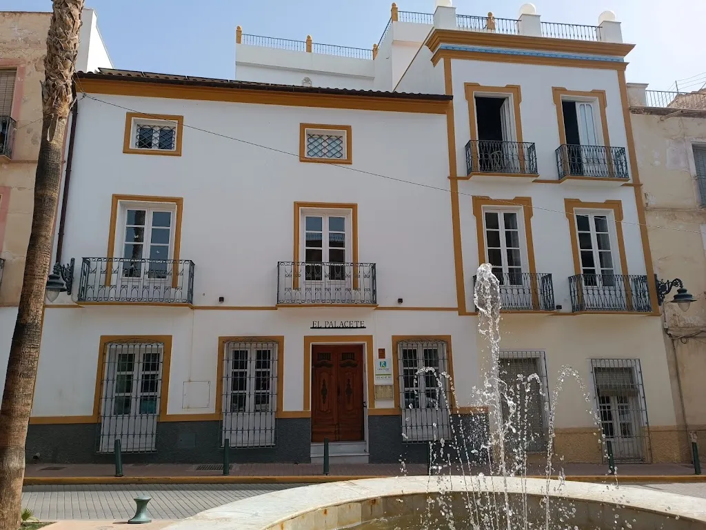 El Palacete de Cuevas del Almanzora restaurant in Cuevas del Almanzora