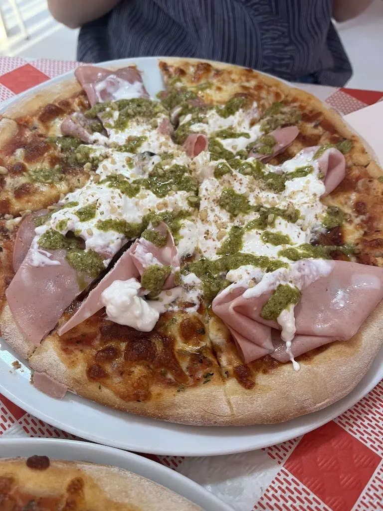 La buona pizza_Cuevas del Almanzora_slider_image_2