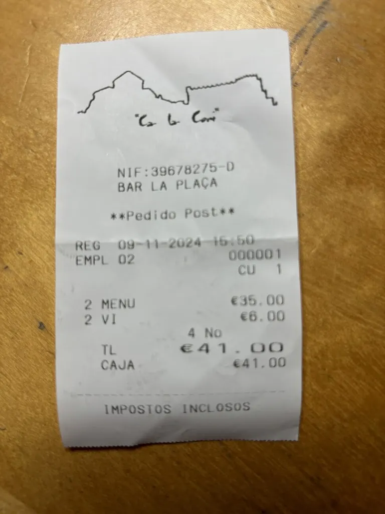 Oscar Chic_Bar-Restaurant La Plaça _Altafulla_review