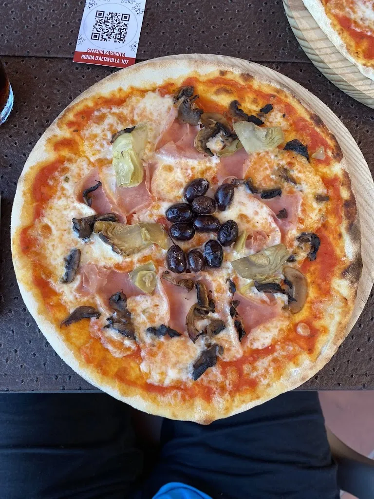 Juraj Mucha_Pizzeria Sardenya_Altafulla_recensione