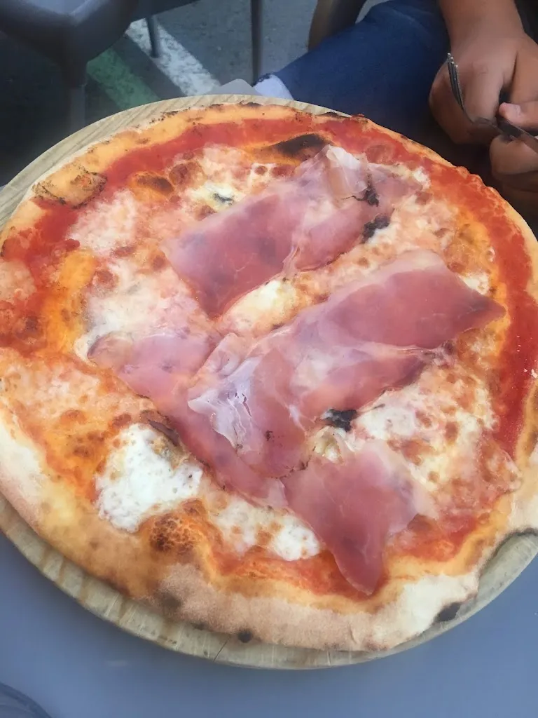 Elsje Declercq_Pizzeria Sardenya_Altafulla_recensione