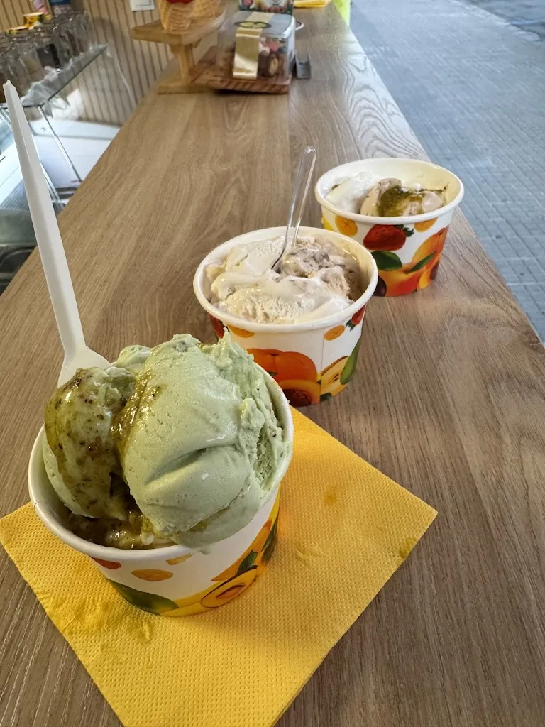 freedaphilly freedaphilly_Gofres Manneken-Pis Altafulla_Altafulla_review