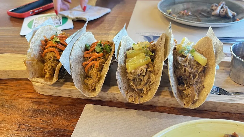 Víctor Hernàndez_Tic Taco_Altafulla_review