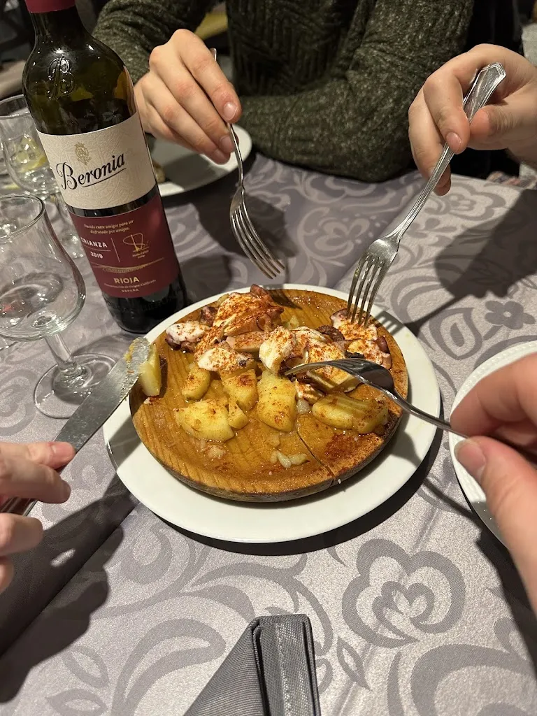 Glenn Van de Water_Restaurante El Llar_Illar_avis