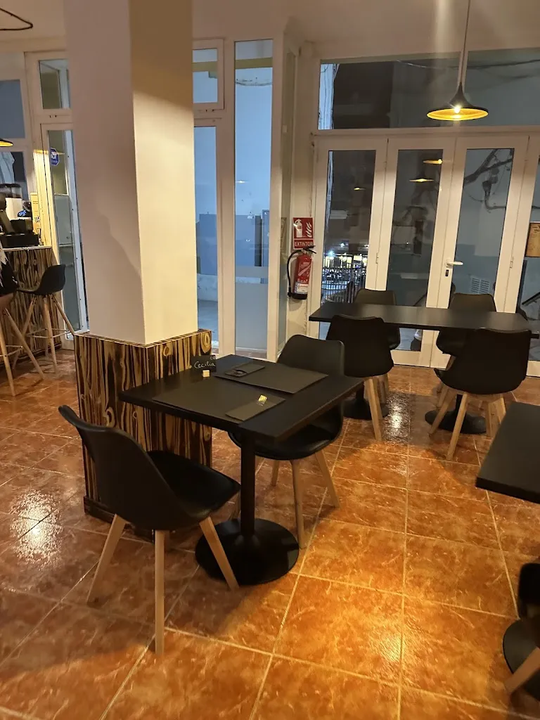 Valhalla restaurant in Ametlla de Mar