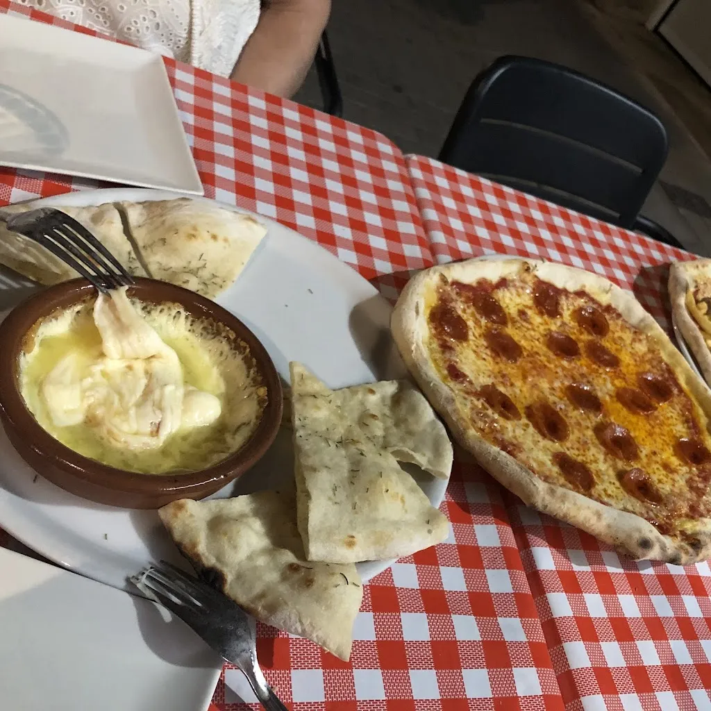 Isabel Gdb_Pizzeria Luigi_Ametlla de Mar_review