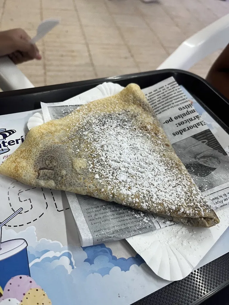 Shrinivas Dudhani_Crême de la Crême Passeig Marítim_Ametlla de Mar_review