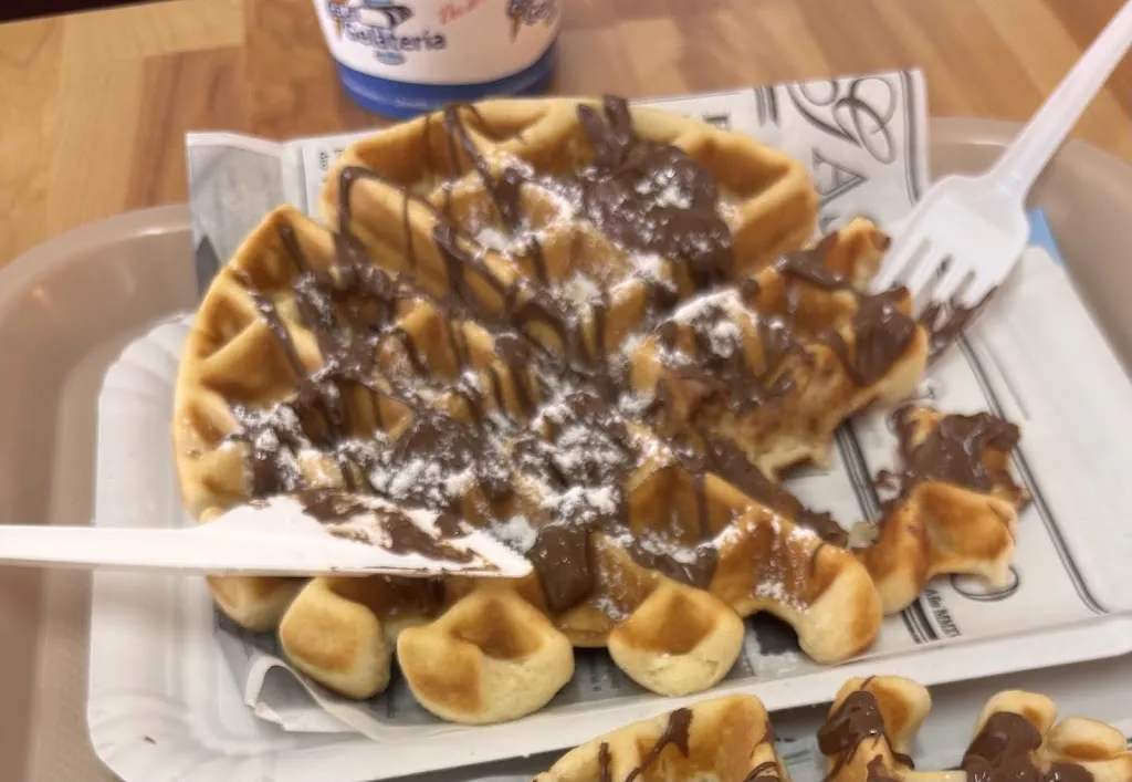 Cristina Fernandez_Crême de la Crême Passeig Marítim_Ametlla de Mar_review