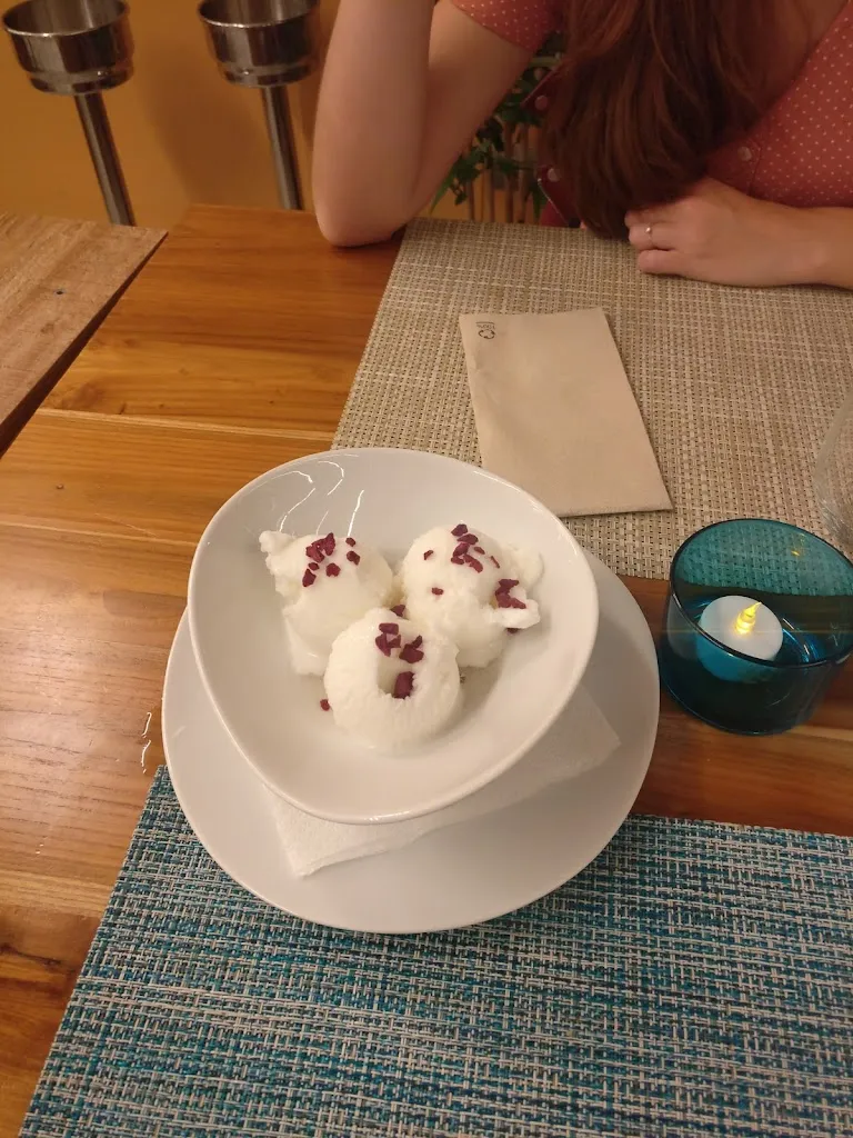 Razvan_Bama Beach Club Restaurant_Ampolla L_review