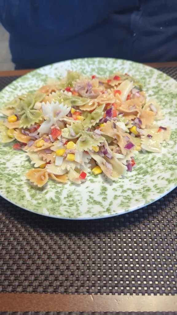 Sue_Salazar's Beachfront Bar & Grill_Ampolla L_review