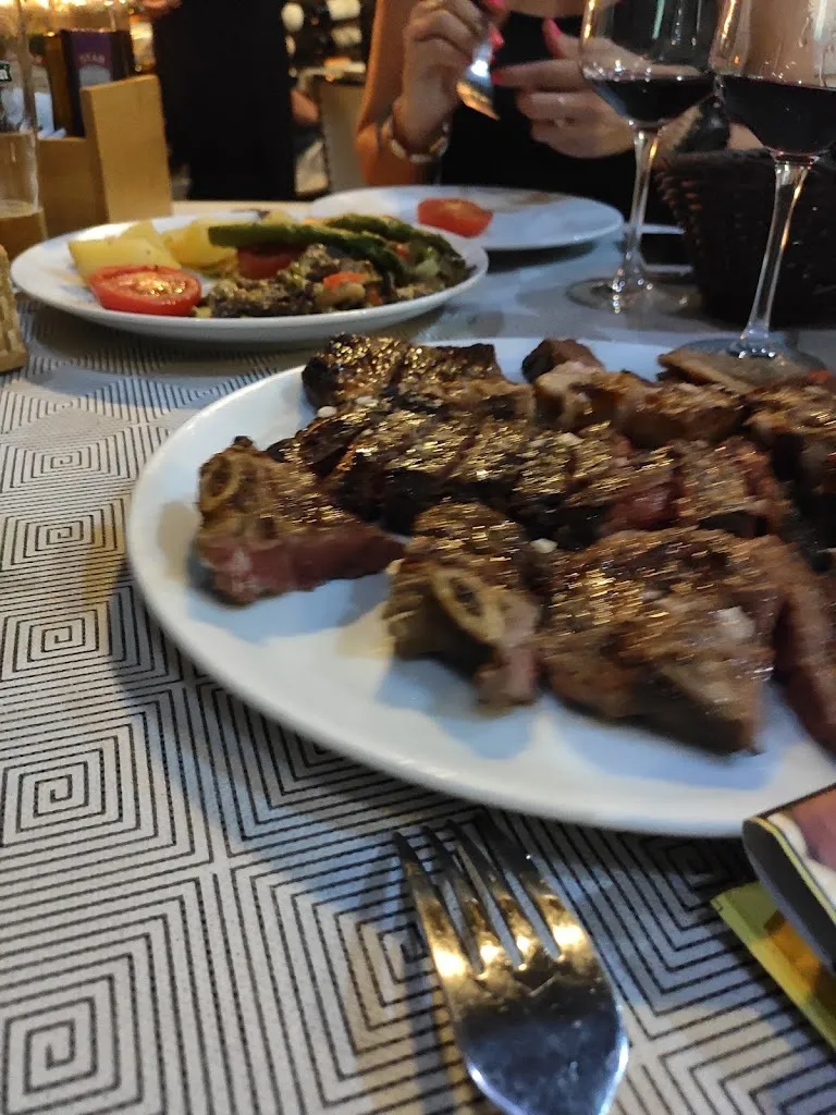 Menu_AZARA Braseria_Ampolla L_image_5