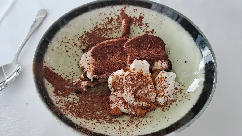 Santiago Ramirez_Restaurante Carmen Montero_Ampolla L_review