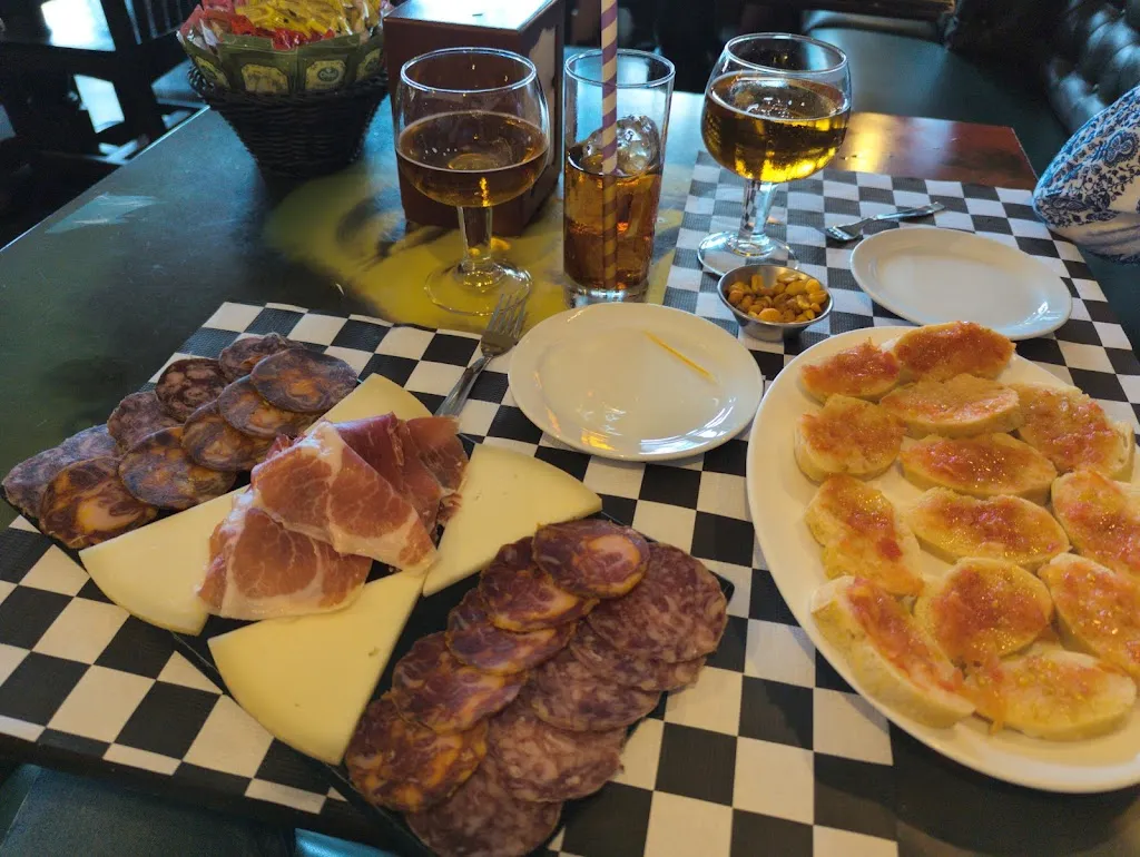 Henry Webb_Gattopardo Burguer Cervecería_Ampolla L_review