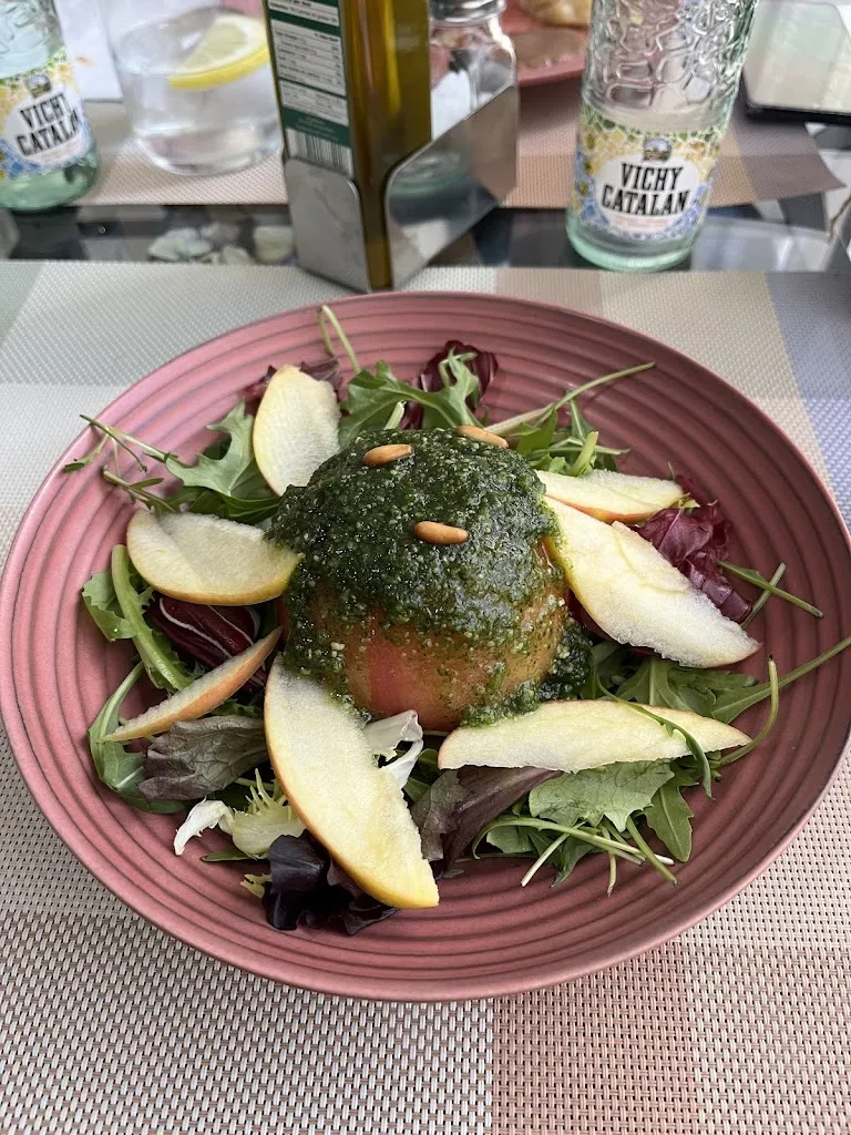 Tom Jones_A Taula_Arboç_review