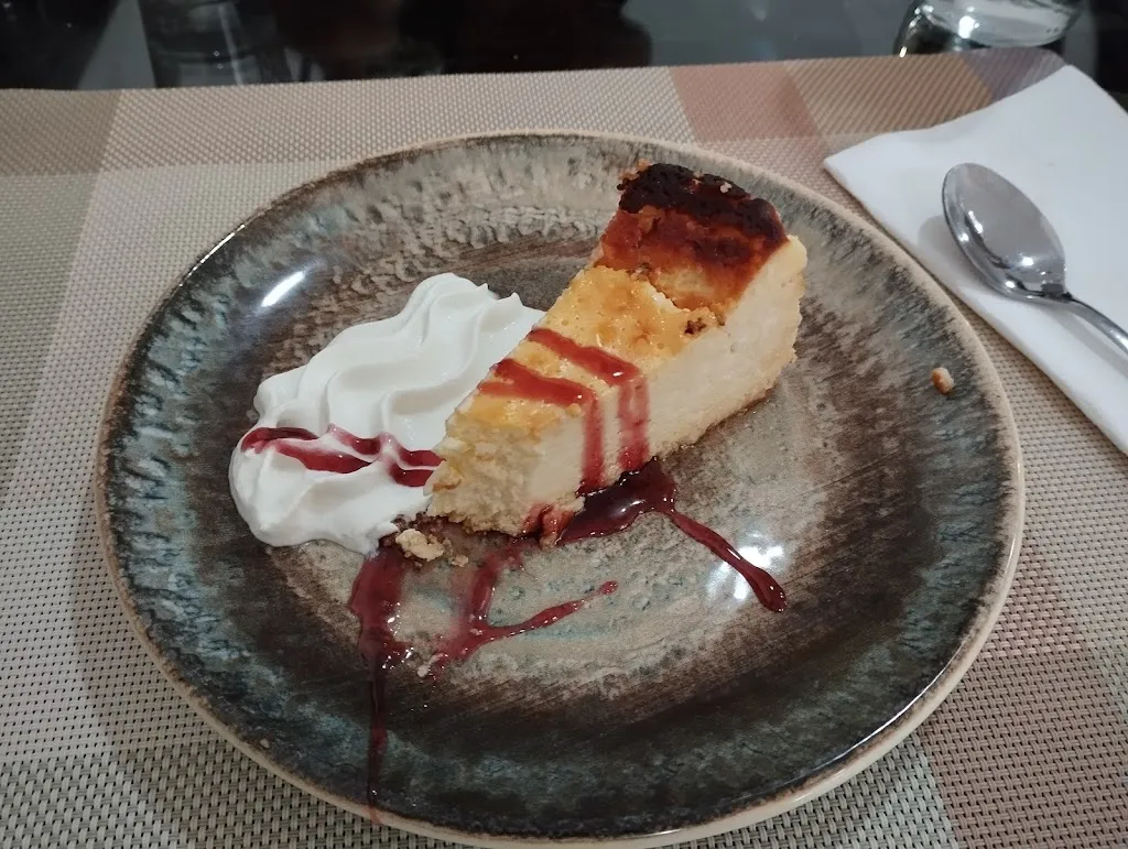 A Taula_Arboç_slider_image_3