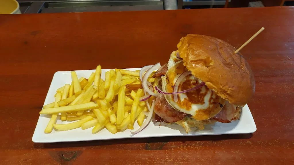 Javier Mora Quintero_Frankfurt's Victoria_Arboç_review