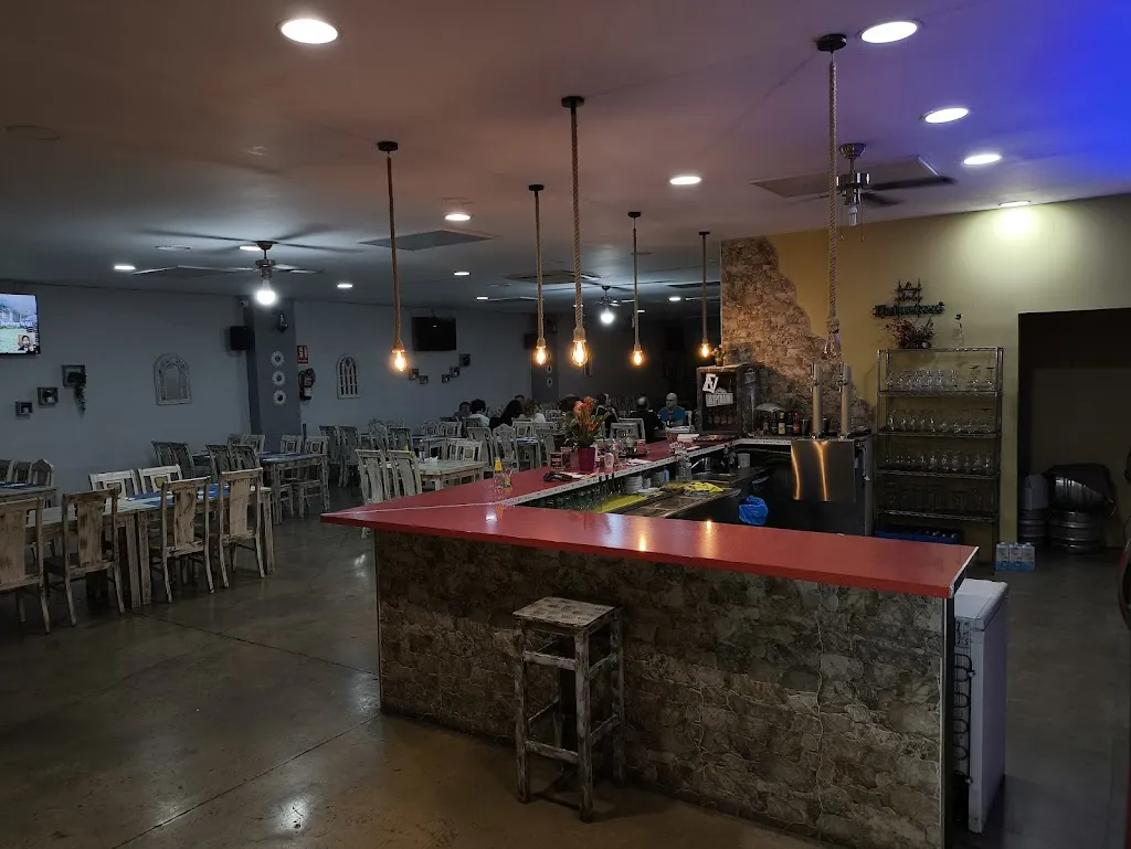 Elpidio Solis_Pizzeria Tomis_Arboç_review