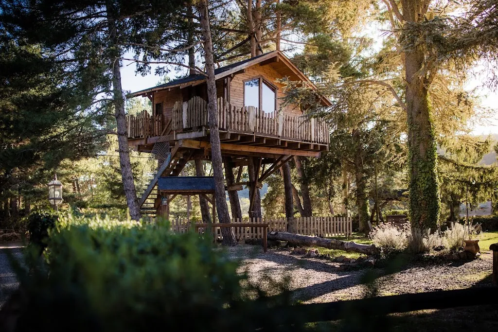 Hotel rural - Xalet de Prades restaurant in Arbolí