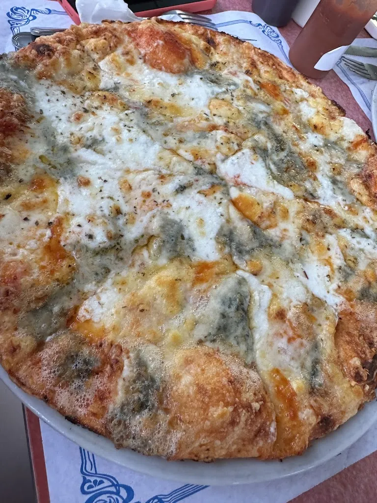 RICARD M.L._Pizzeria Can Toni_Banyeres del Penedès_review